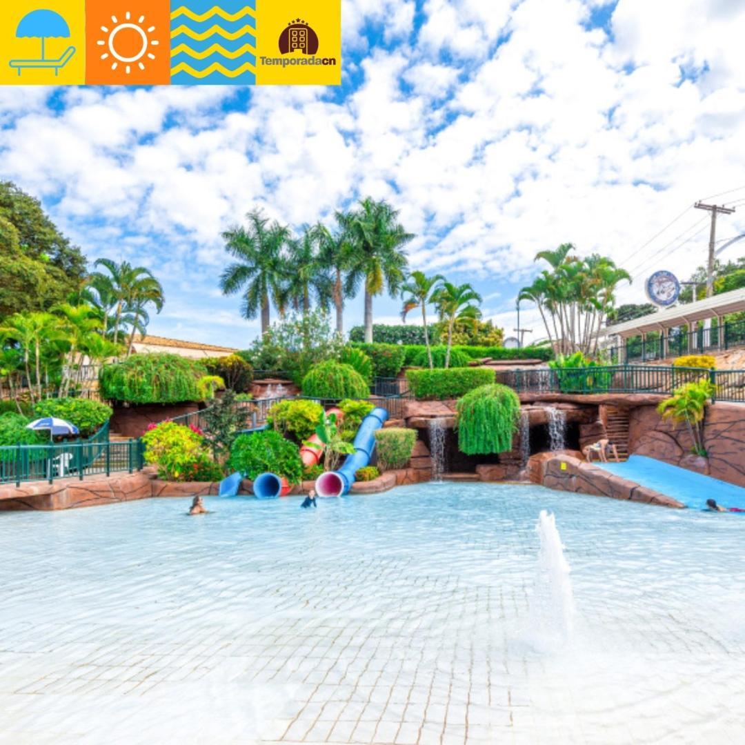 Piazza Com Acesso Ao Acqua Park - Gustavo Aparthotel Caldas Novas Esterno foto